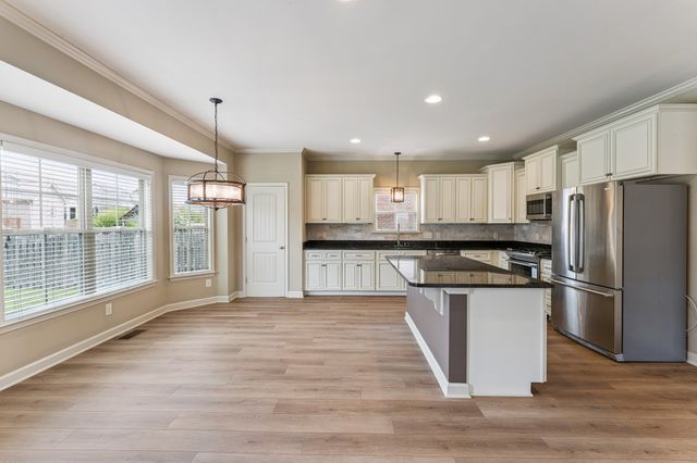 5003 Dubose Ct, Spring Hill, TN 37174