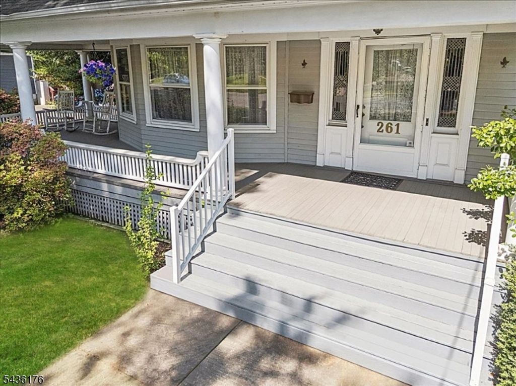 261 Beechwood Ave, Middlesex Boro, NJ 08846 — photo 2