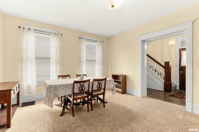 403 W ADAMS Street, Washington, IL 61571