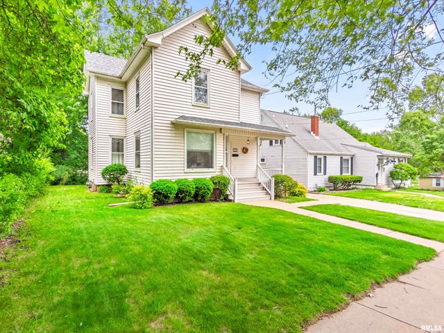 403 W ADAMS Street, Washington, IL 61571
