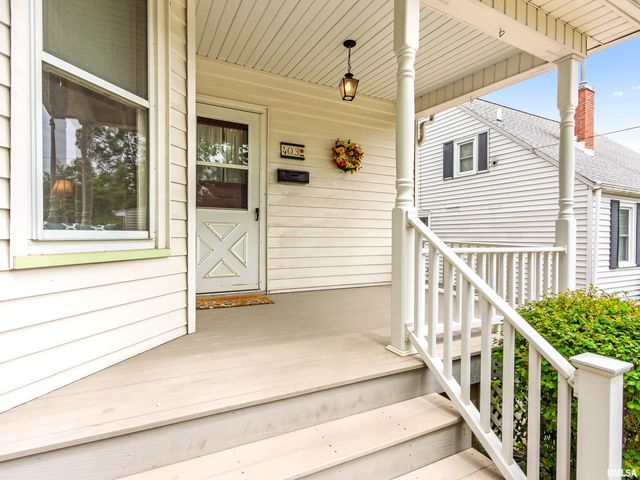 403 W ADAMS Street, Washington, IL 61571