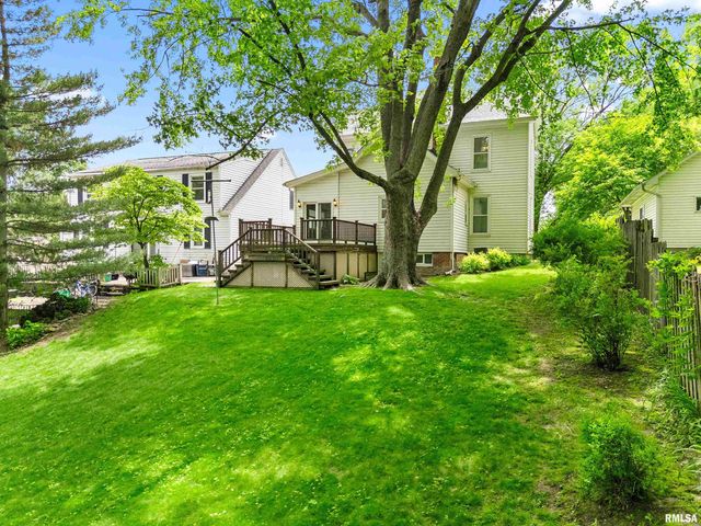 403 W ADAMS Street, Washington, IL 61571