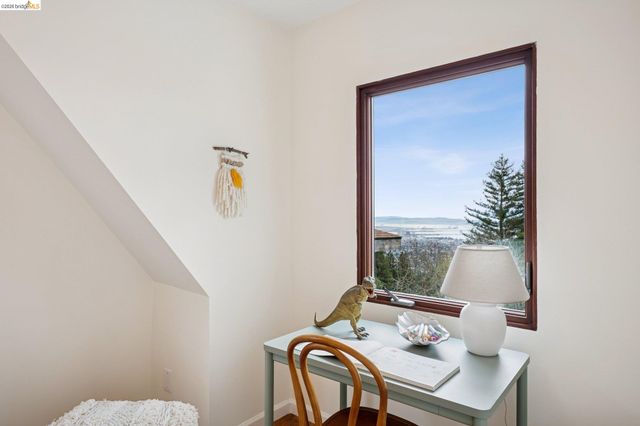 982 Grizzly Peak Blvd, Berkeley, CA 94708