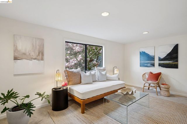 982 Grizzly Peak Blvd, Berkeley, CA 94708