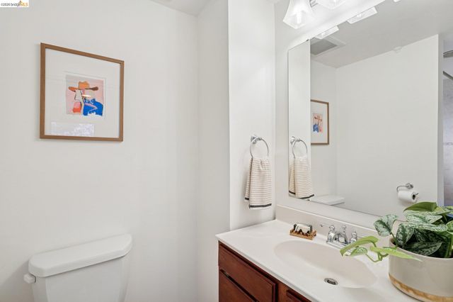 982 Grizzly Peak Blvd, Berkeley, CA 94708