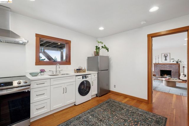 982 Grizzly Peak Blvd, Berkeley, CA 94708