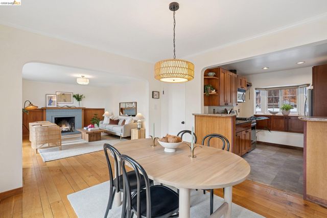 982 Grizzly Peak Blvd, Berkeley, CA 94708