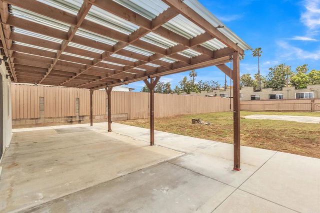 317 W Chase Ave, El Cajon, CA 92020