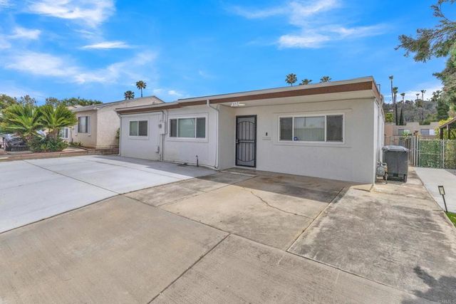 317 W Chase Ave, El Cajon, CA 92020