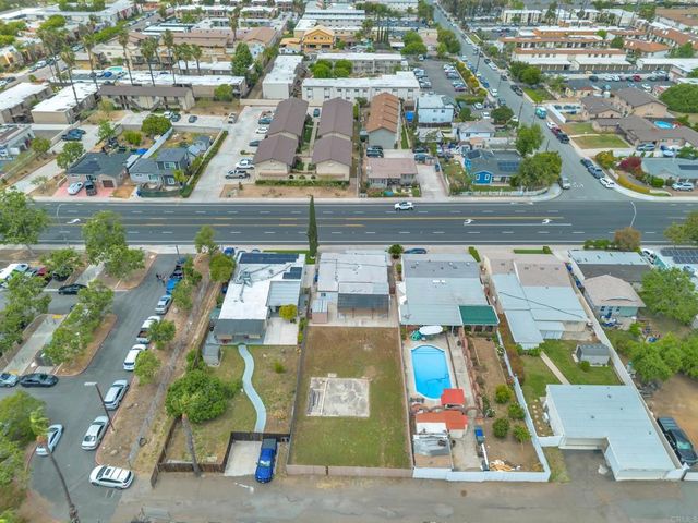 317 W Chase Ave, El Cajon, CA 92020