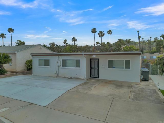 317 W Chase Ave, El Cajon, CA 92020