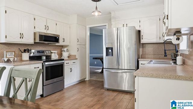 111 CAMILLE CIRCLE, Clanton, AL 35045
