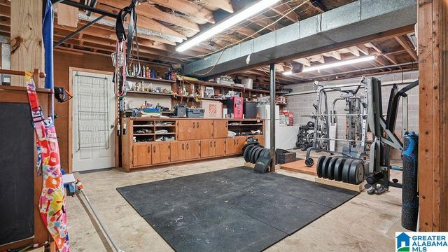 111 CAMILLE CIRCLE, Clanton, AL 35045