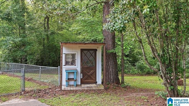 111 CAMILLE CIRCLE, Clanton, AL 35045