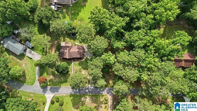 111 CAMILLE CIRCLE, Clanton, AL 35045