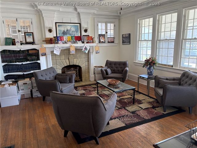 2438 Kanawha Boulevard, E Boulevard, Charleston, WV 25311