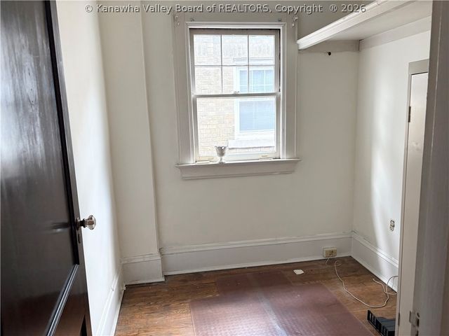 2438 Kanawha Boulevard, E Boulevard, Charleston, WV 25311