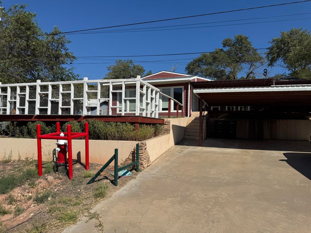 46 Comanche Drive, Lubbock, TX 79404