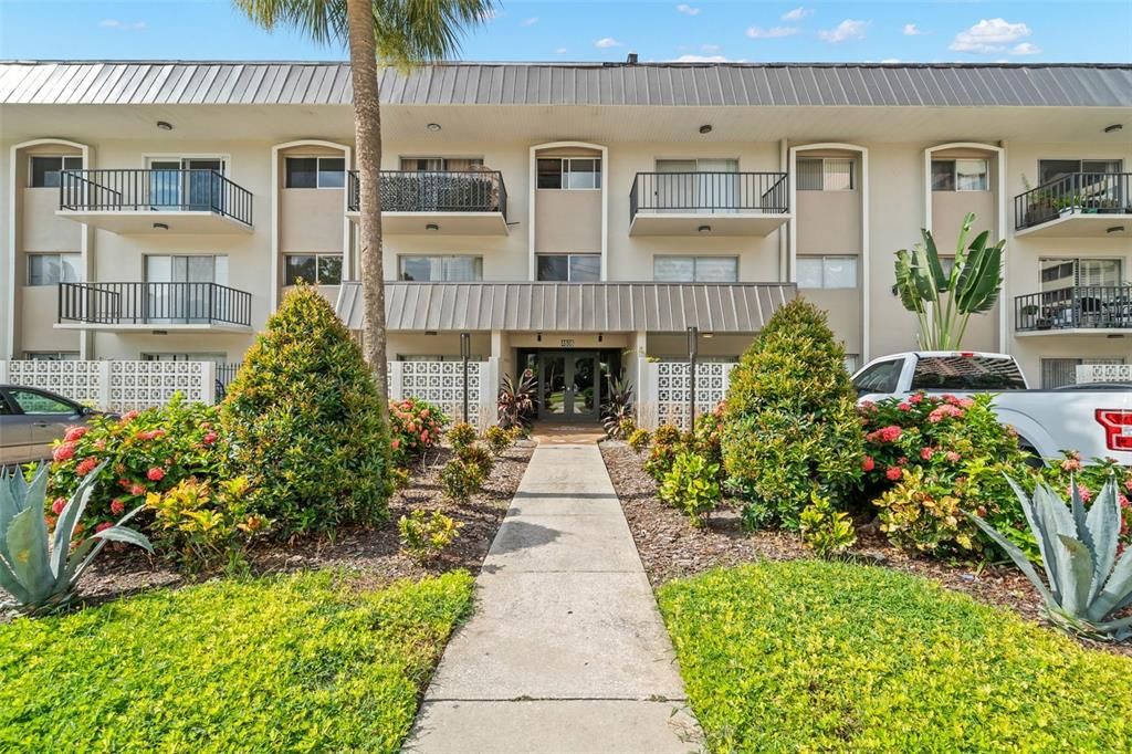4606 W GRAY STREET 107, Tampa, FL 33609