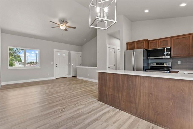 13803 E Rich Ave, Spokane Valley, WA 99216