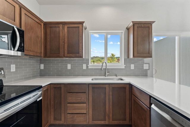 13803 E Rich Ave, Spokane Valley, WA 99216