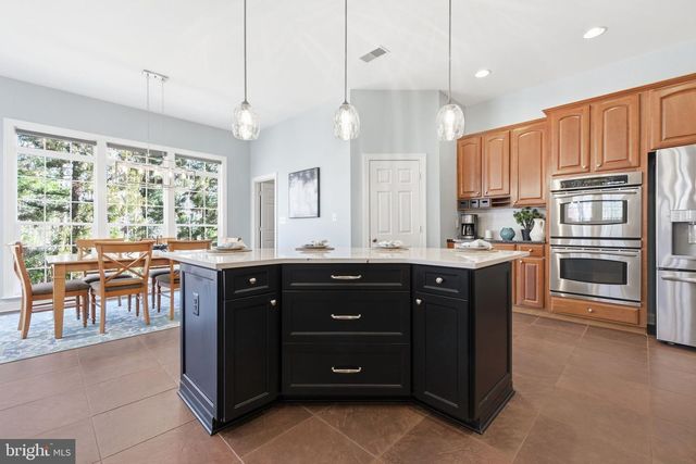 22455 PINE RIDGE CT, Ashburn, VA 20148