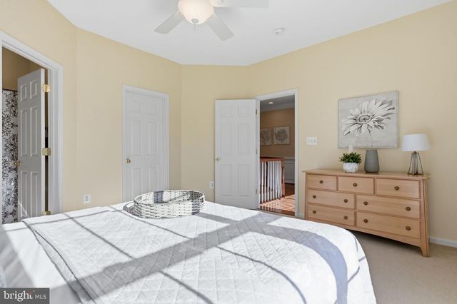 22455 PINE RIDGE CT, Ashburn, VA 20148