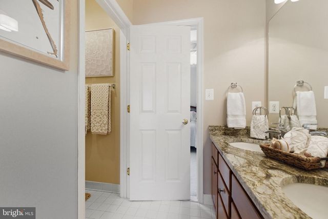 22455 PINE RIDGE CT, Ashburn, VA 20148