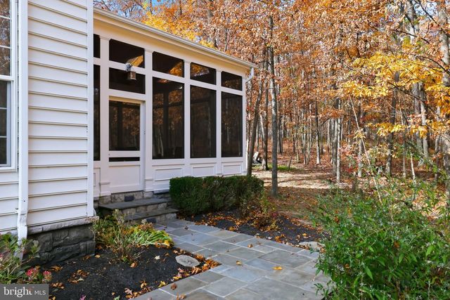 22455 PINE RIDGE CT, Ashburn, VA 20148