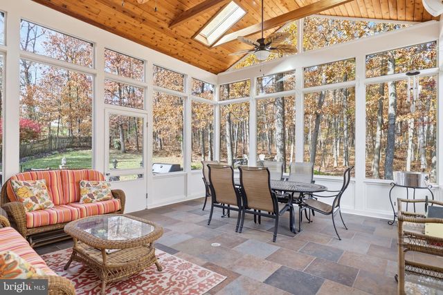 22455 PINE RIDGE CT, Ashburn, VA 20148