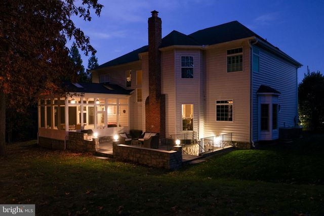 22455 PINE RIDGE CT, Ashburn, VA 20148