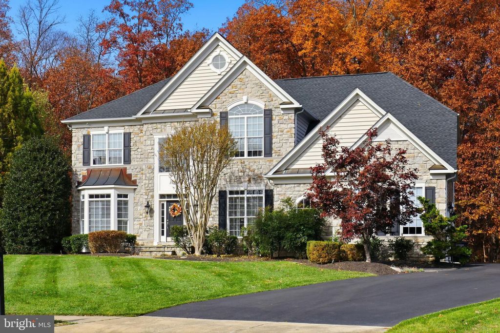 22455 PINE RIDGE CT, Ashburn, VA 20148