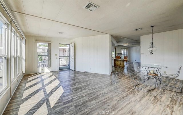 18601 Newland Street 89, Huntington Beach, CA 92646