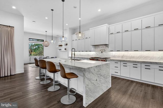 1221 RILEY PRESERVE CT, Great Falls, VA 22066