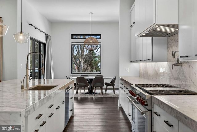 1221 RILEY PRESERVE CT, Great Falls, VA 22066