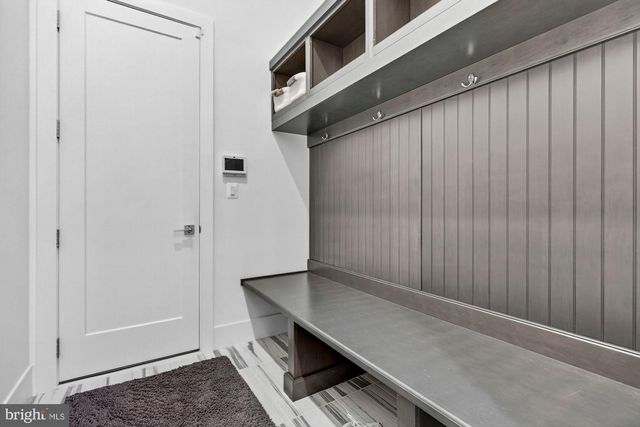 1221 RILEY PRESERVE CT, Great Falls, VA 22066