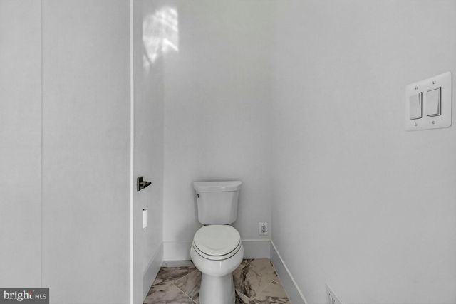 1221 RILEY PRESERVE CT, Great Falls, VA 22066