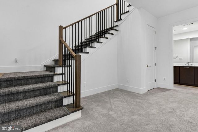 1221 RILEY PRESERVE CT, Great Falls, VA 22066