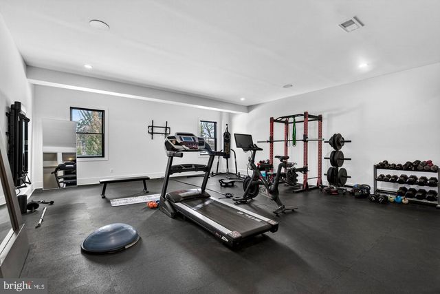 1221 RILEY PRESERVE CT, Great Falls, VA 22066