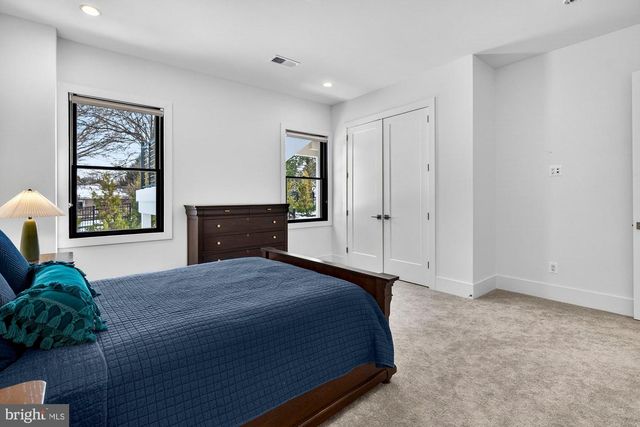 1221 RILEY PRESERVE CT, Great Falls, VA 22066