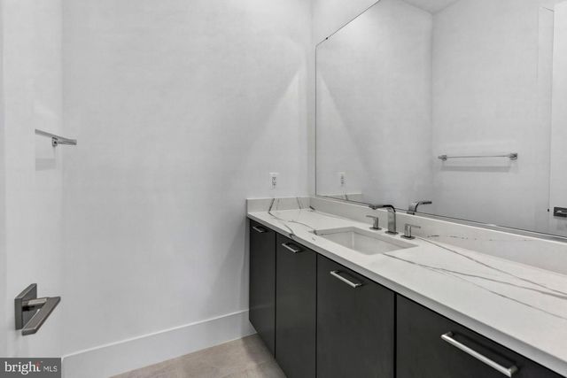 1221 RILEY PRESERVE CT, Great Falls, VA 22066