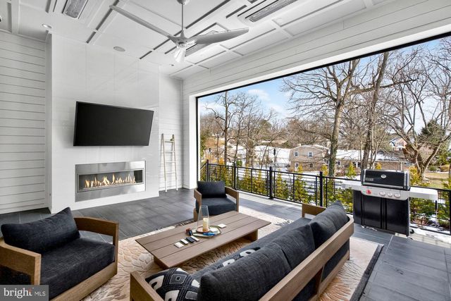 1221 RILEY PRESERVE CT, Great Falls, VA 22066