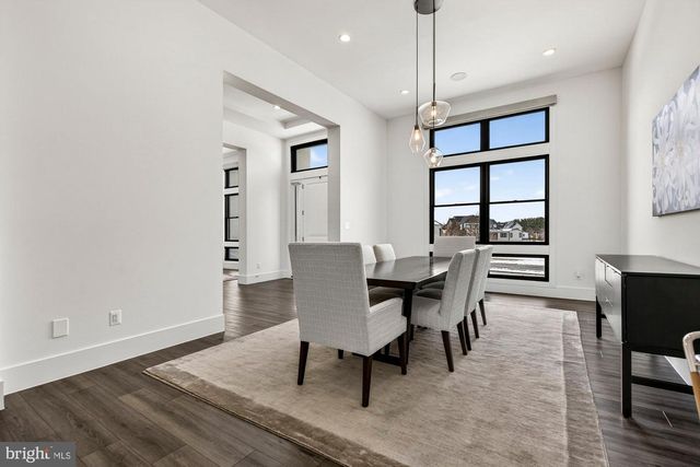 1221 RILEY PRESERVE CT, Great Falls, VA 22066