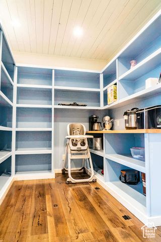 300 S 100 ST, Garden City, UT 84028