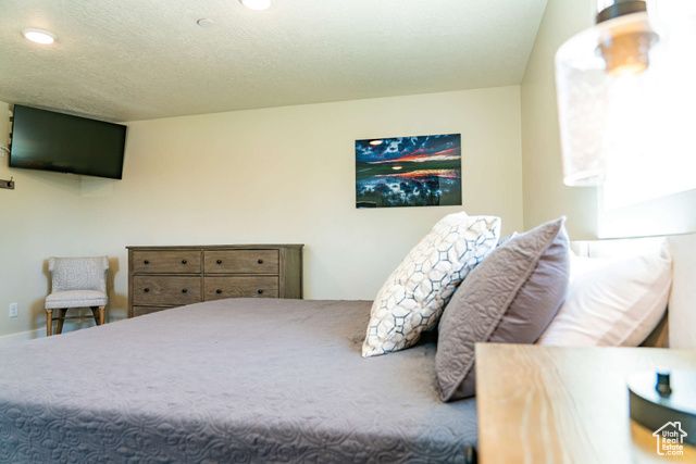 300 S 100 ST, Garden City, UT 84028