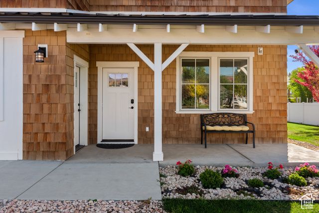 300 S 100 ST, Garden City, UT 84028