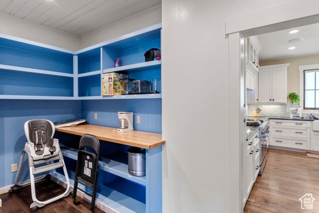300 S 100 ST, Garden City, UT 84028