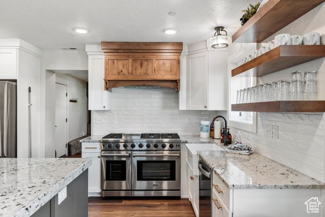 300 S 100 ST, Garden City, UT 84028