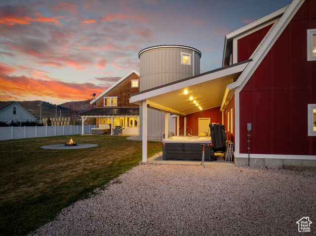 300 S 100 ST, Garden City, UT 84028