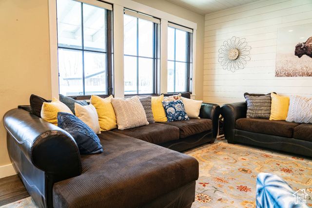 300 S 100 ST, Garden City, UT 84028